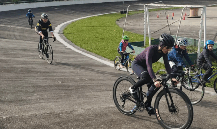 Herbstausklang 2025 auf der Merseburger Radrennbahn – ABRADELN