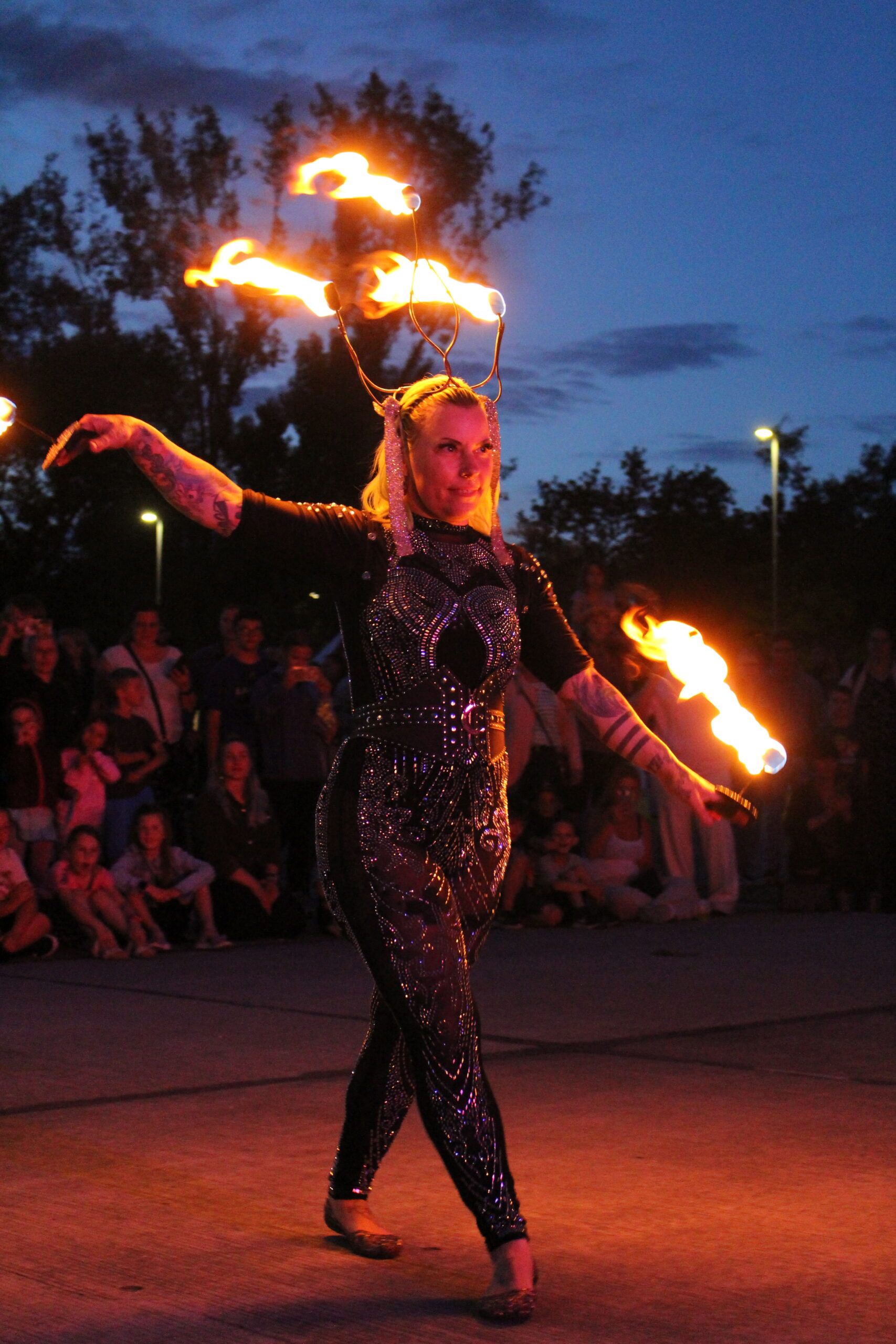 Feuershow beim Vereins- und Familienfest auf der Radrennbahn Merseburg